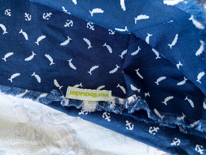 Lot 2 foulards Vertbaudet et autre - photo numéro 2