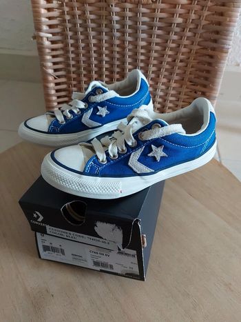 Converse en toile bleu Pointure 29 très bon état