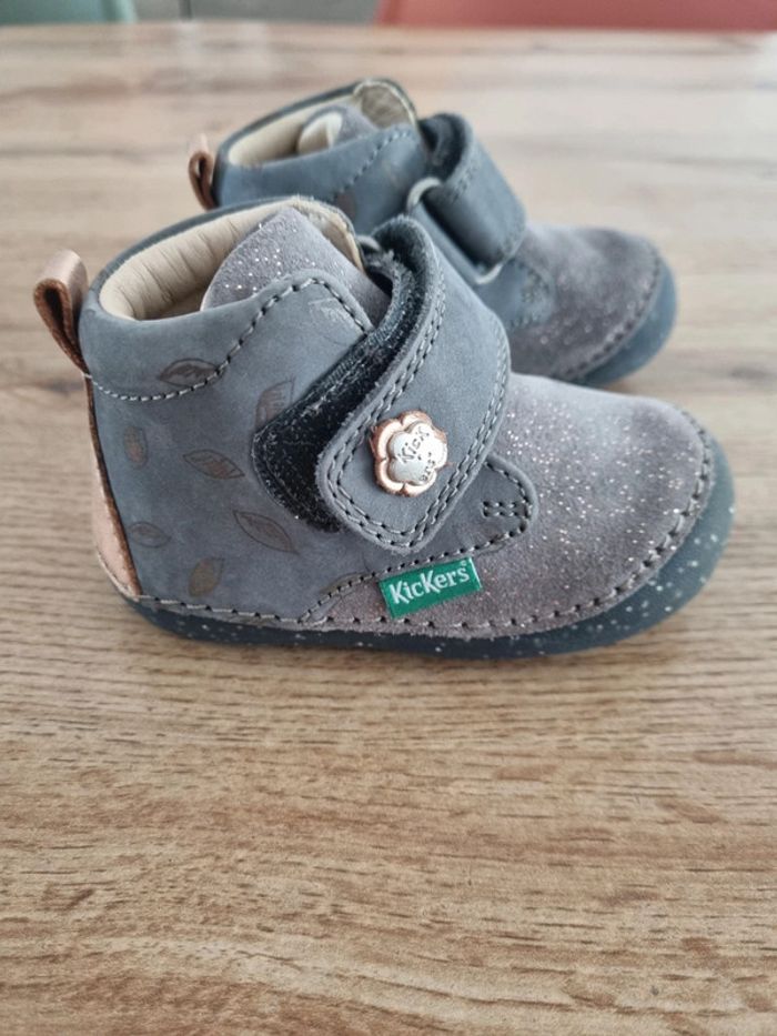 Kickers taille 18 - photo numéro 3