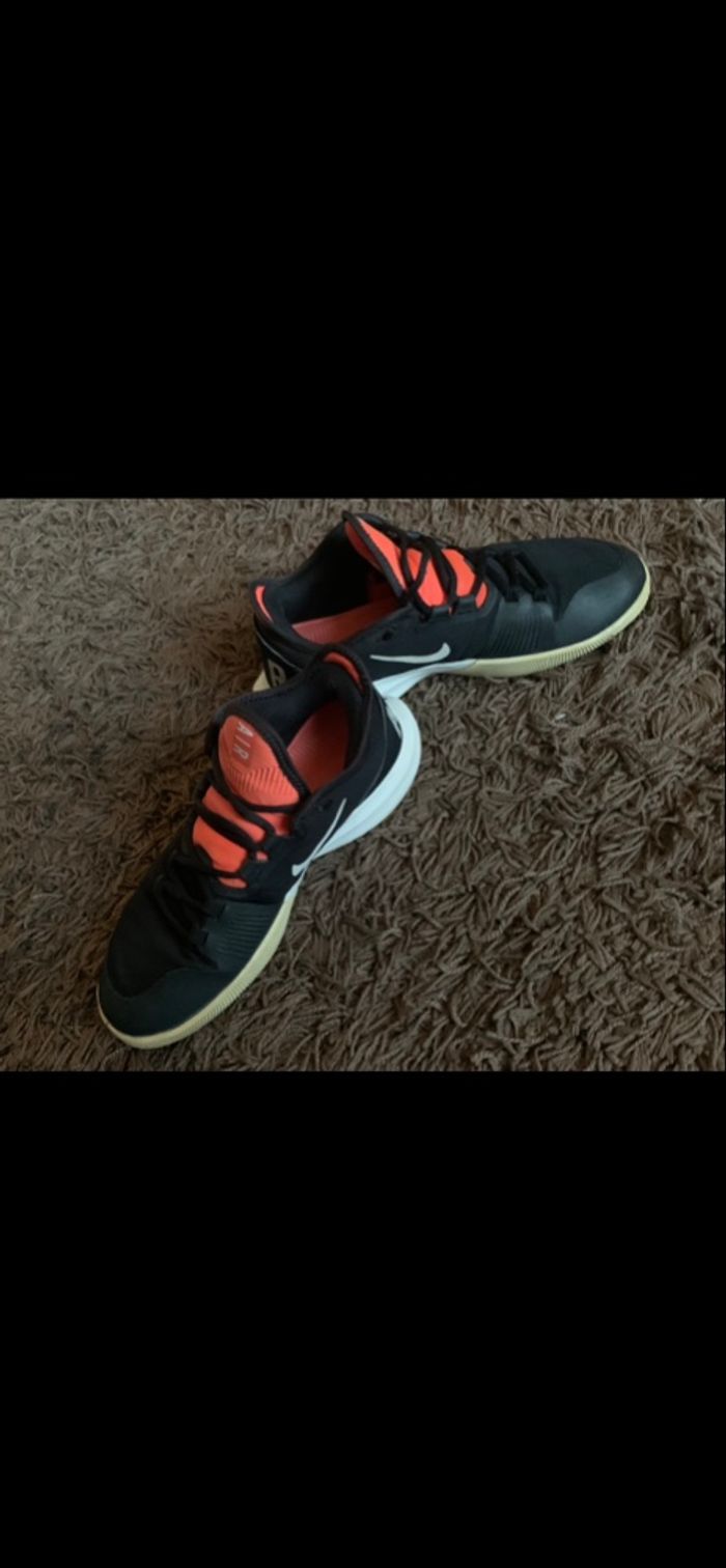 Basket nike noir et orange taille 41 Europe 26cm us8 - photo numéro 5