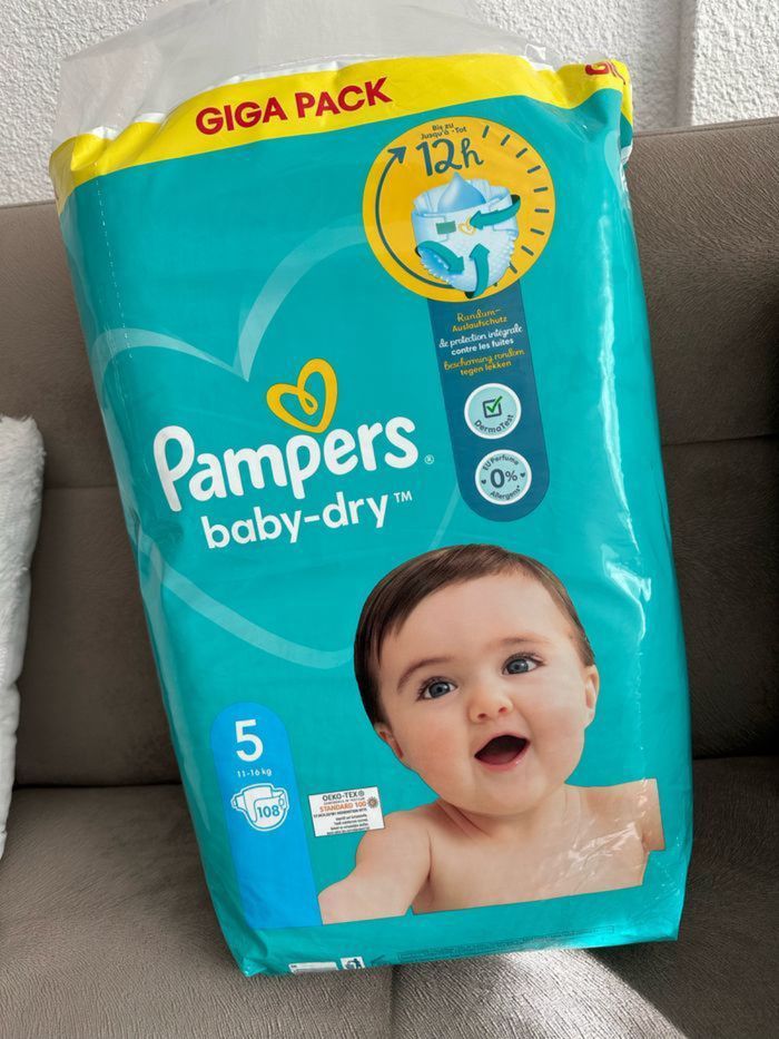 Couche baby dry Pampers