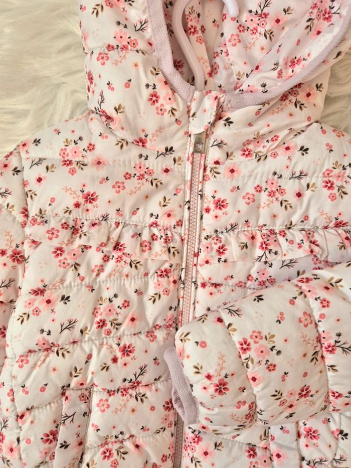 🌸 Magnifique Doudoune fleurie rose C&A - photo numéro 2
