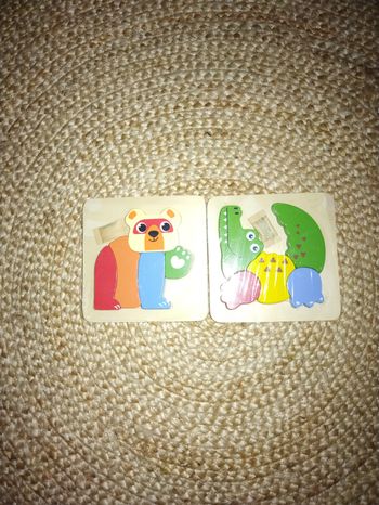 Lot 2 puzzles en bois ours et crocodile