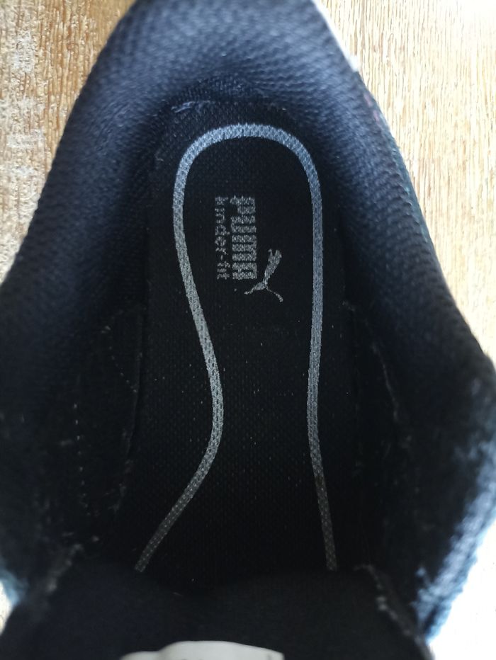 Chaussures enfant PUMA Suède taille 25 - photo numéro 8
