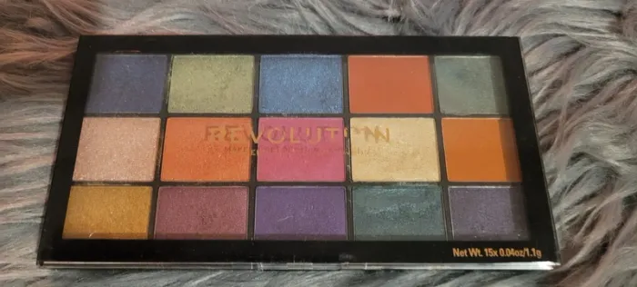 Palette revolution re-loaded passion for colour