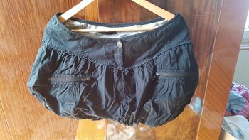 Jupe courte style bonbon couleur noir