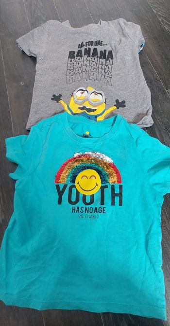 Lot  T-shirt 4 ans
