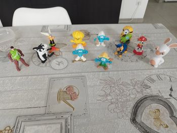 Lot de personnages