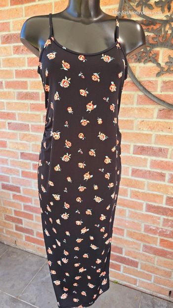 Robe noir fleurie 36/40