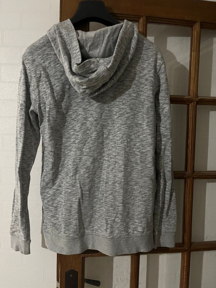 Veste grise - photo numéro 5