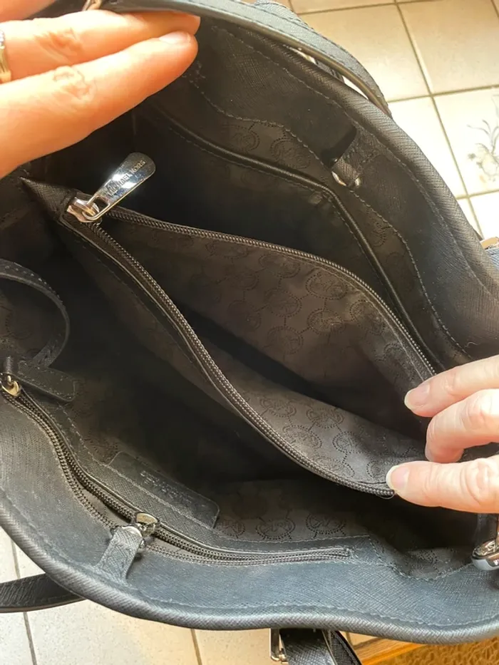 Sac à main Michael kors noir - photo numéro 10