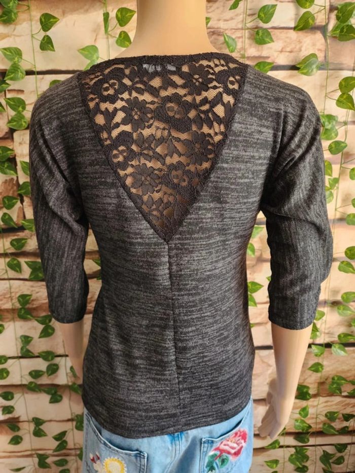 🌸T-shirt Dentelle Mimi Taille 36🌸 - photo numéro 4