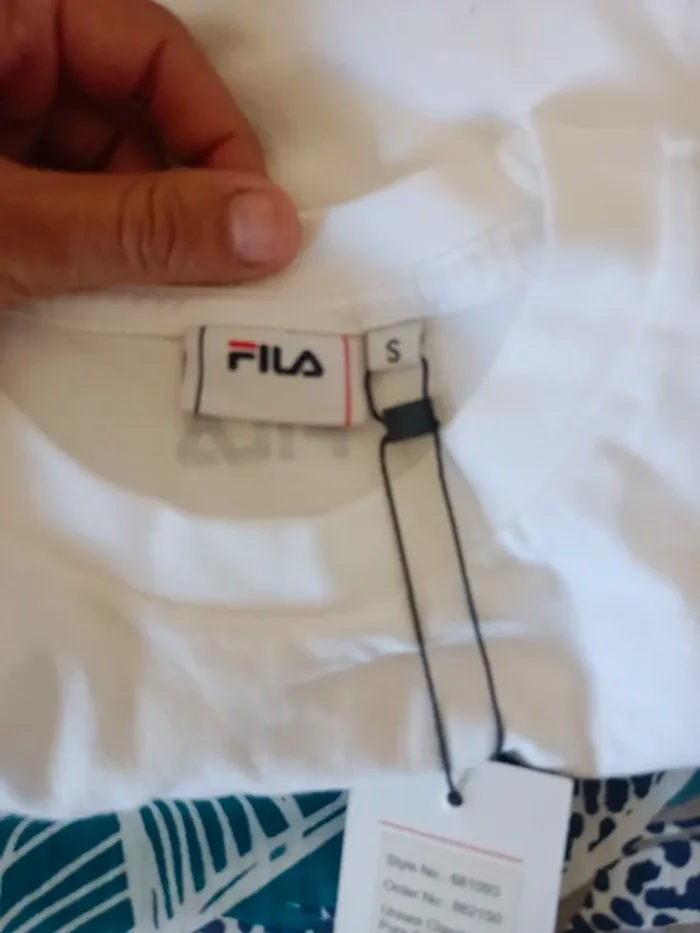 T-shirt fila taille s - photo numéro 4