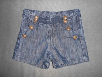 Short, taille: 5 ans à 0,50 EURO