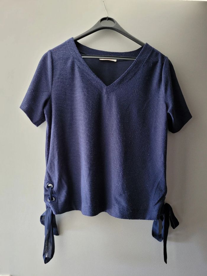 Haut bleu camaieu