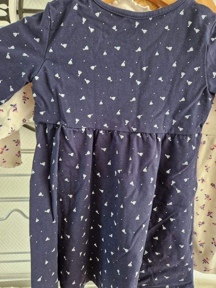 Lot 2 robes - photo numéro 5