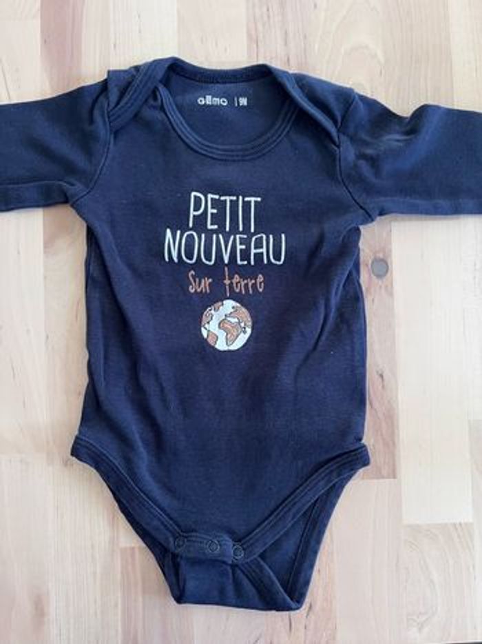 7 bodies 9 mois manches longues + 5 offerts - photo numéro 7