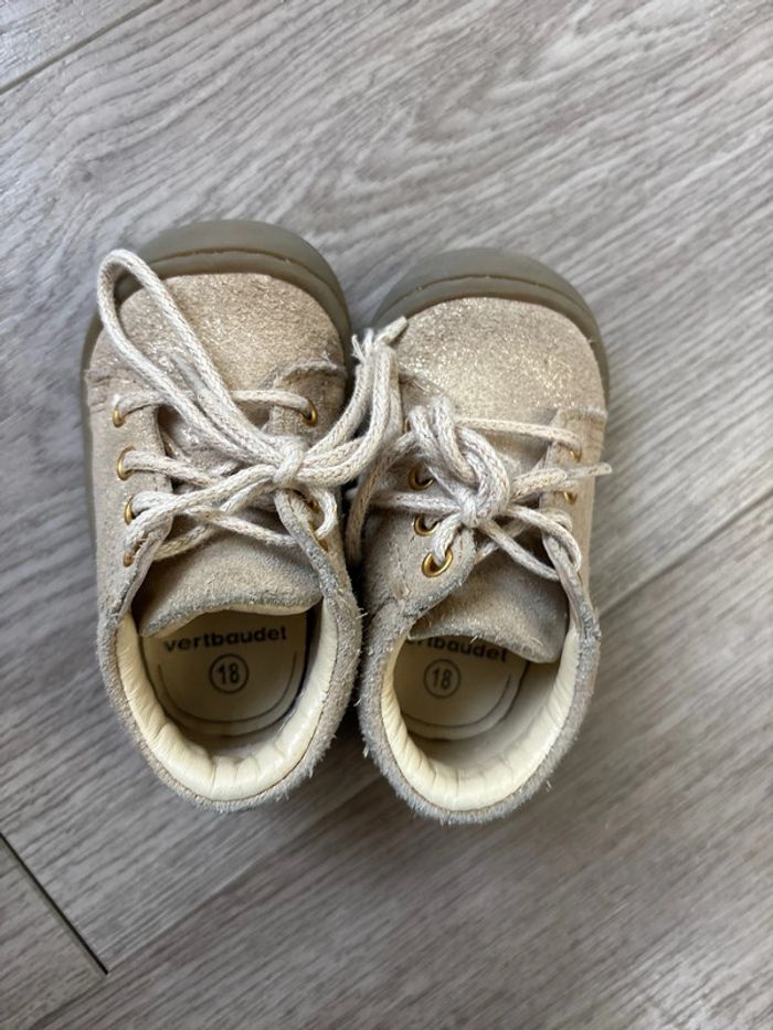 Chaussures 1er pas taille 18 - photo numéro 2