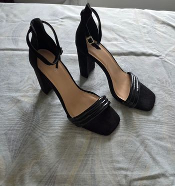 ​Even&Odd Sandales Talons Carrés Suédine Noir Très Bon État Taille 39