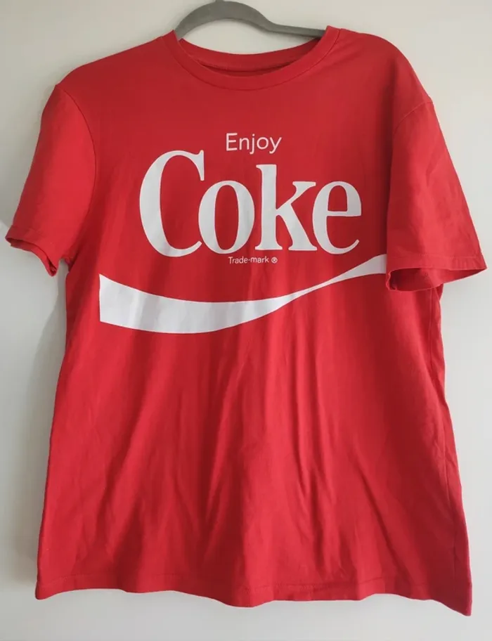 T-shirt Coca-Cola rouge - Drop les indispensables de l'été - photo numéro 4