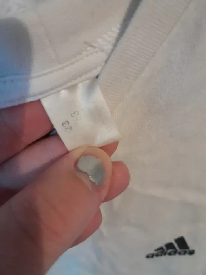 T-shirt adidas manche courte - Très bon état - Taille 38 - photo numéro 4