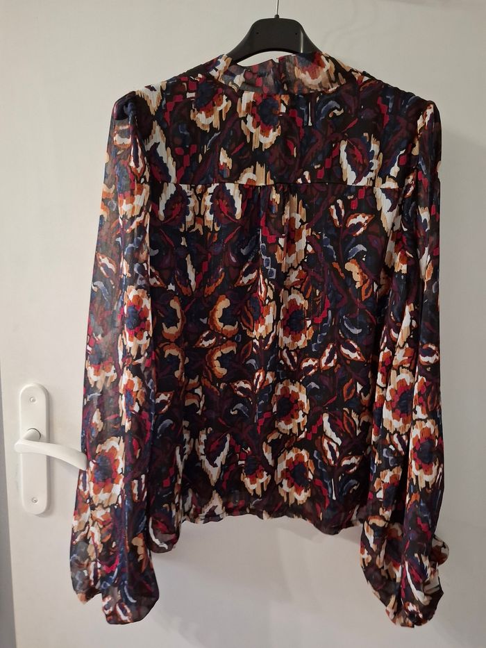 Blouse chemise kiabi taille 38 en très bon état - photo numéro 5