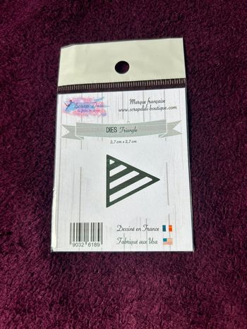 Dies triangle - neuf - scrap Didi