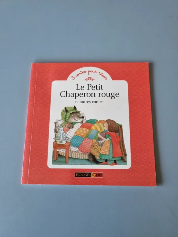 Le petit chaperon rouge et autres contes