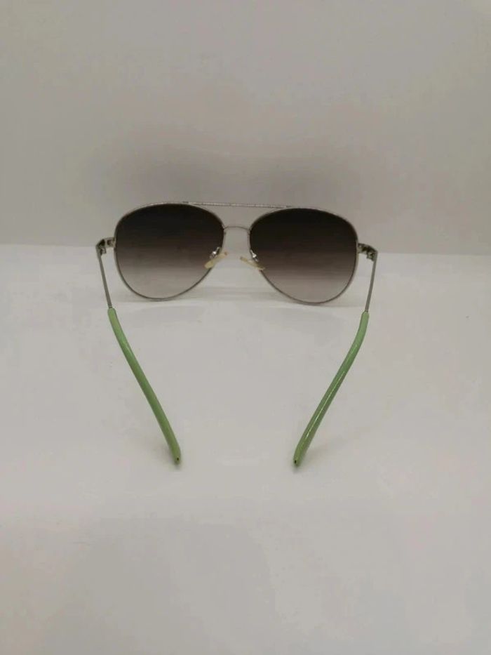 Lunettes de soleil - photo numéro 2