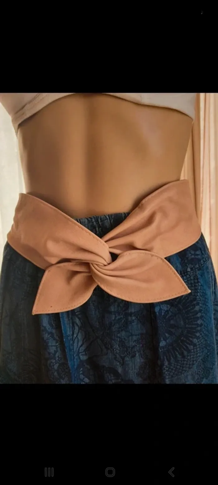Jolie Ceinture Cassis similcuir rose 75cm neuve