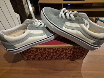 Vans Old Skool – Gris & Blanc – Taille 41 – Neuves avec étiquette + boîte