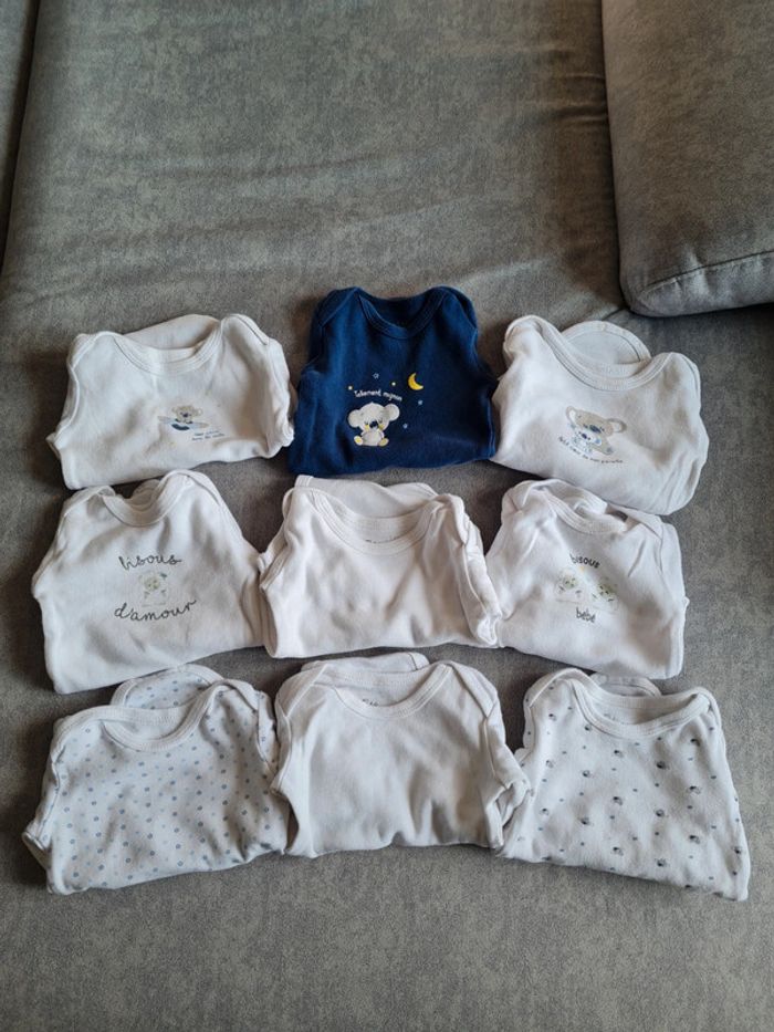 Lot de 9 bodies manches longues 9 mois