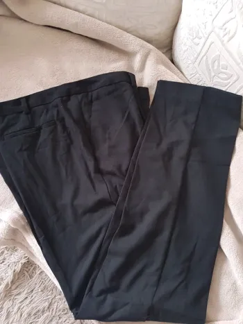Pantalon noir kiabi T 46 Neuf