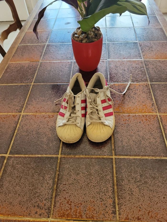 Basket Adidas - photo numéro 1