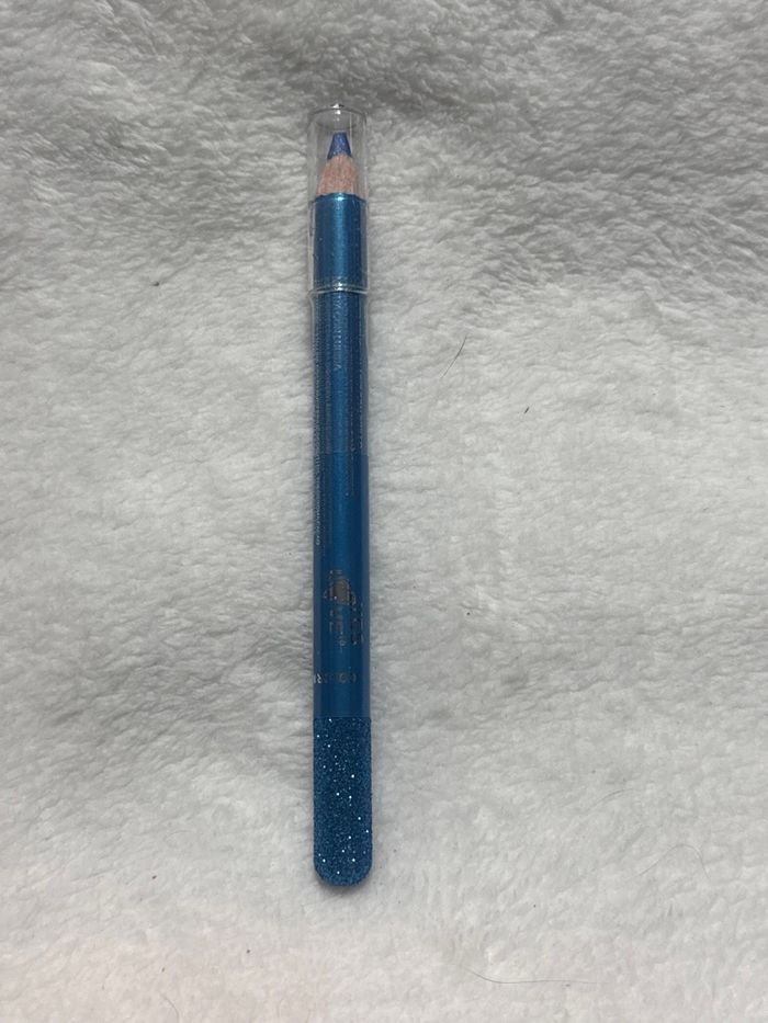 Crayon yeux