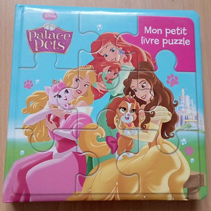 Livre puzzles les princesses 🌹 Hachette 🌹très bon état