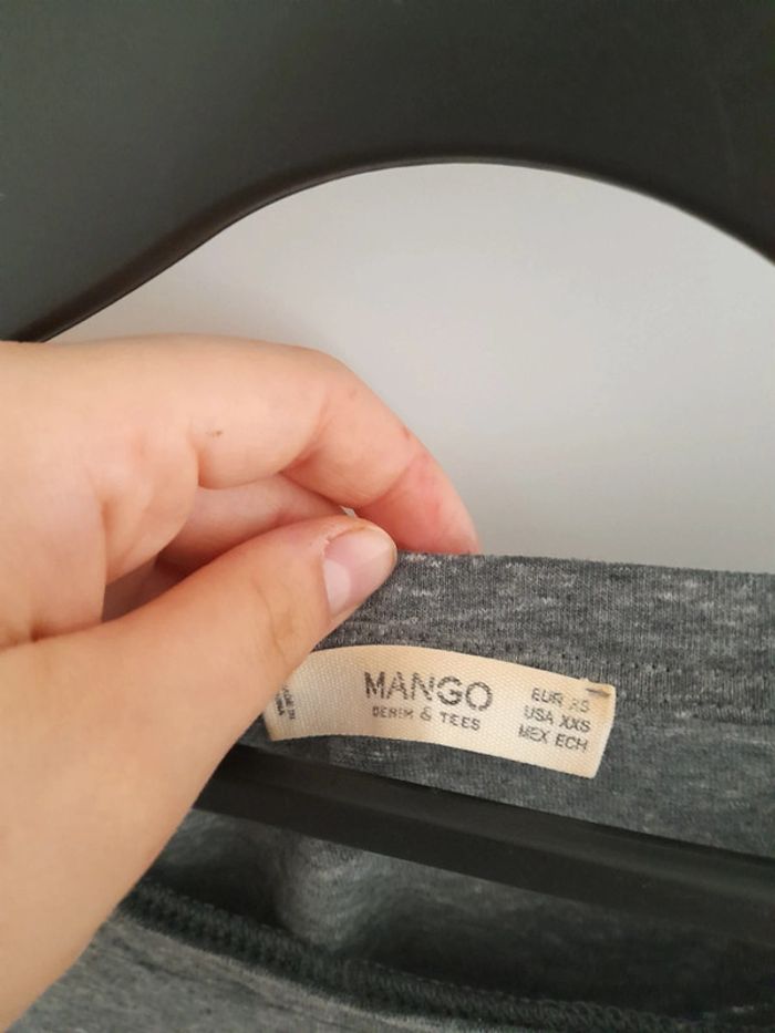 Haut à strass - photo numéro 2