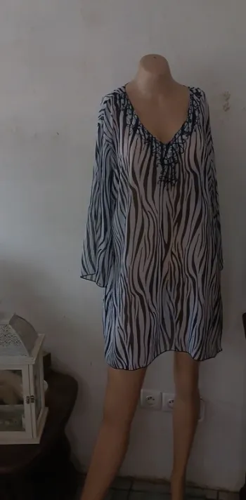 Blouse taille 40/42 l/xl zury