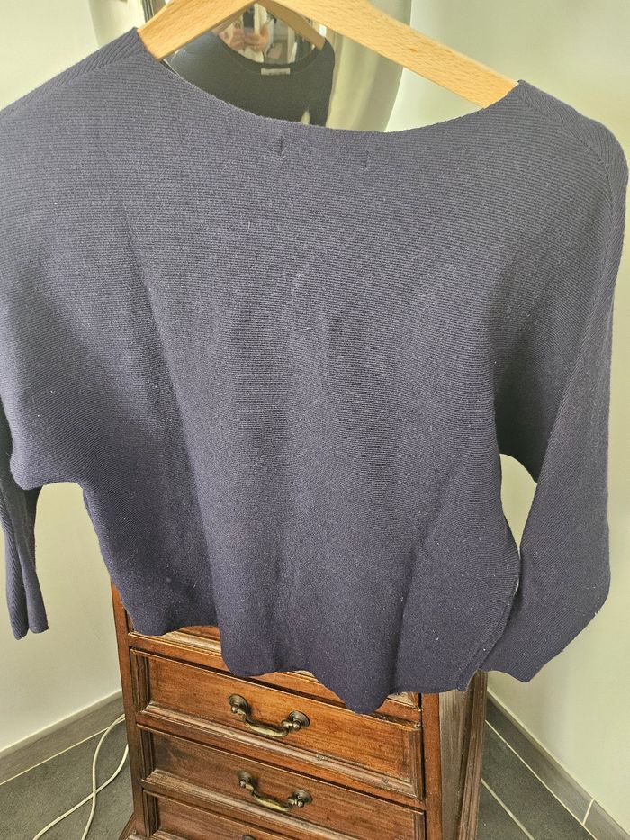 Pull 💙 12ans - photo numéro 2