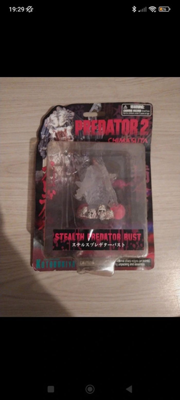 Figurine stealth predator 2 bust chimasuta 2005