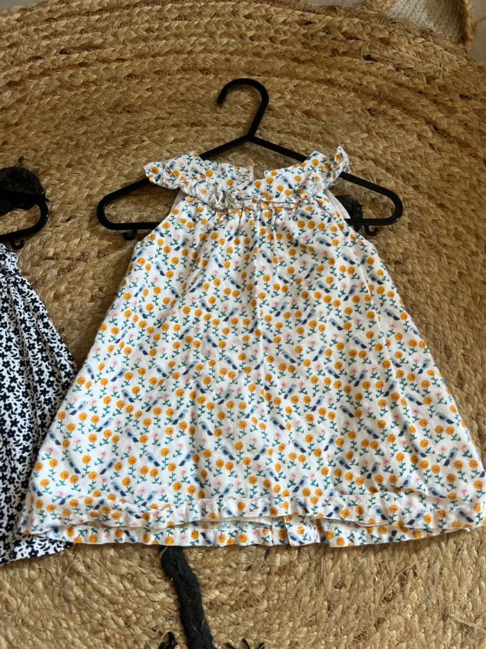 Lot de trois robes bébé filles - photo numéro 3