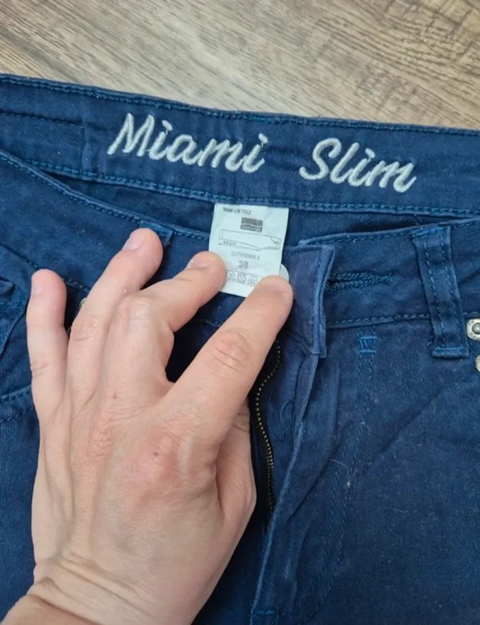 2 pantalons influx taille 38 très bon état - photo numéro 4