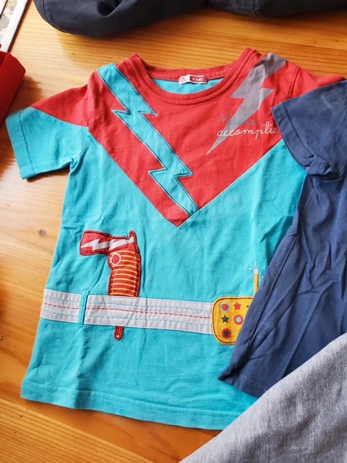 Lot 3 t-shirt 6ans - photo numéro 3