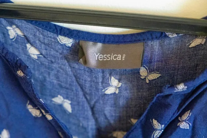 C48 blouse marine Yessica 44 - photo numéro 3