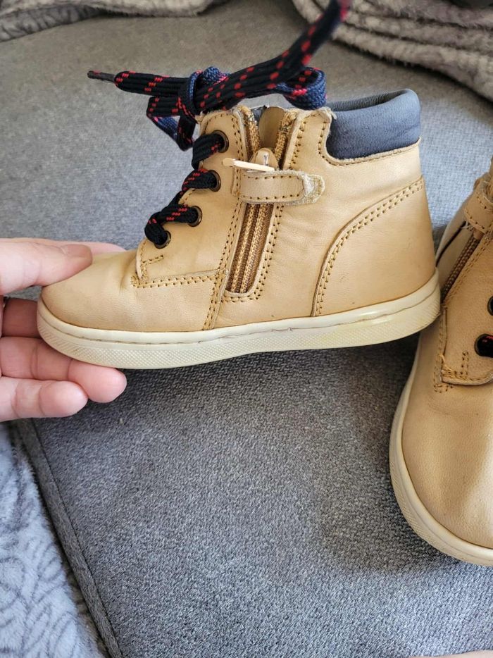 Chaussure de marche enfant pointure 22 - photo numéro 4