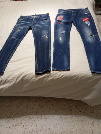 Lot de 2 jeans dsquared en très bon état