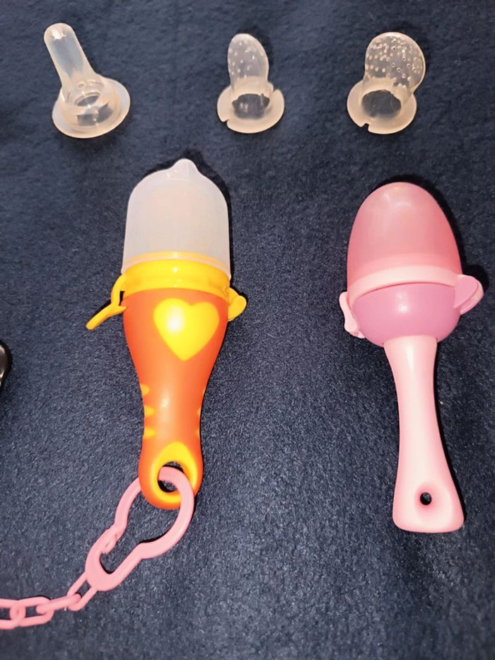 🌼Lot de deux grignoteuses bébé TBE 🌼 - photo numéro 2