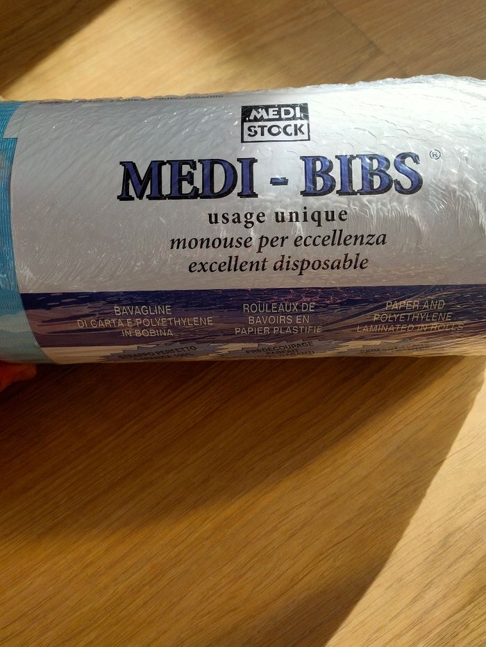 Rouleaux 80 bavoirs jetable 60x55cm - photo numéro 5