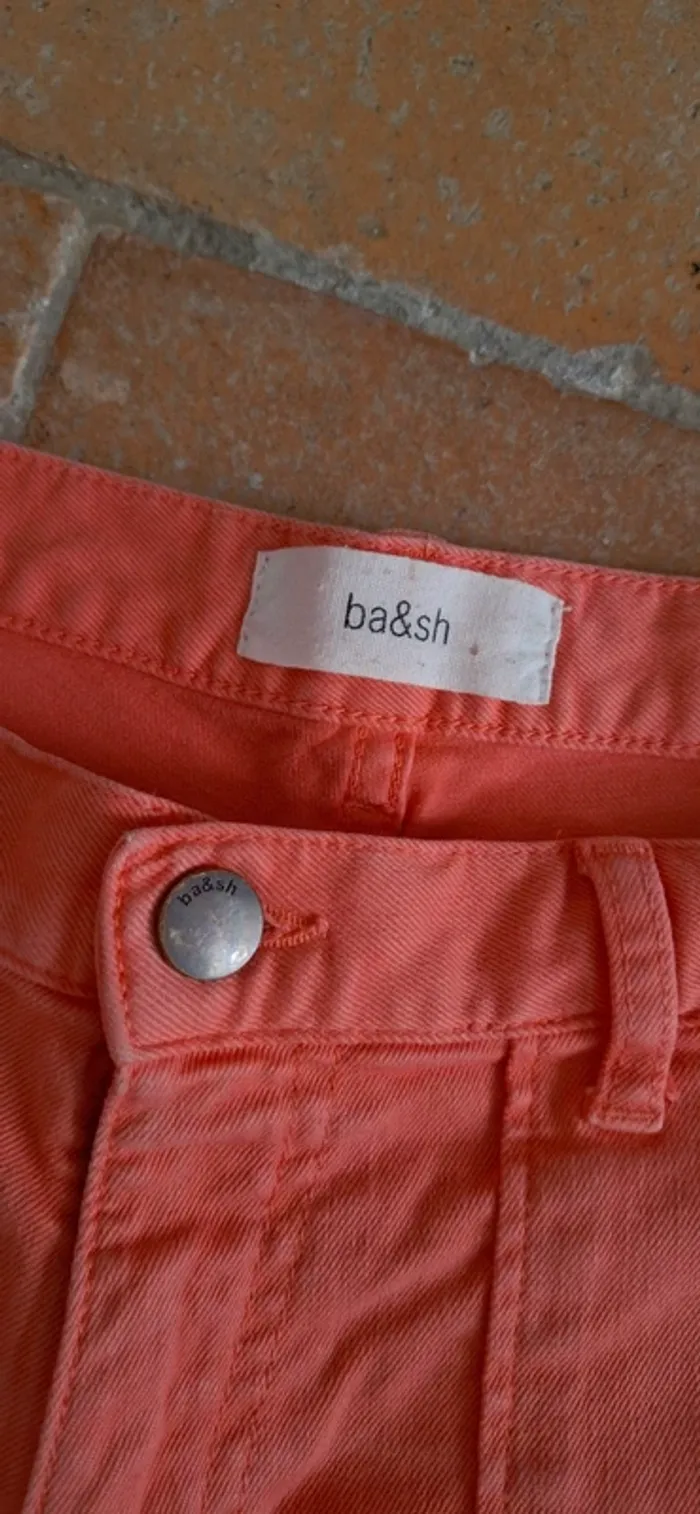 🧡 Short en denim corail BA&SH – Modèle Lady shots – Taille S – Comme neuf - photo numéro 2