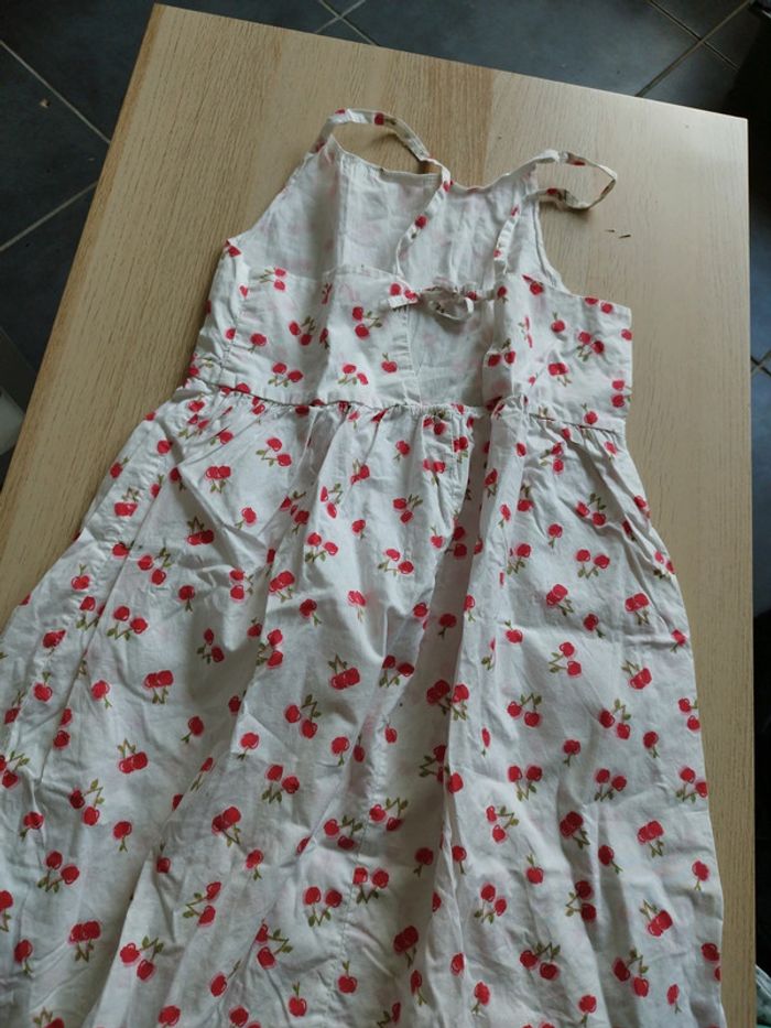 Robe cerise 🍒 - photo numéro 3